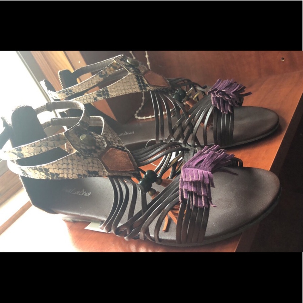 Shoes - sandals